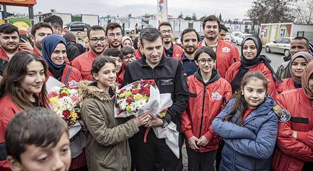 Baykar Yönetim Kurulu Başkanı Bayraktar, Kahramanmaraş’ta ziyaretlerde bulundu: