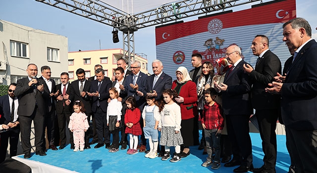 Binali Yıldırım, Adana’da anaokulu açılışına katıldı