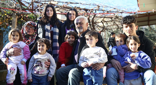 Enkazdan 138’inci saatte kurtarılan Taşhan ailesi, hayata yeniden tutundu