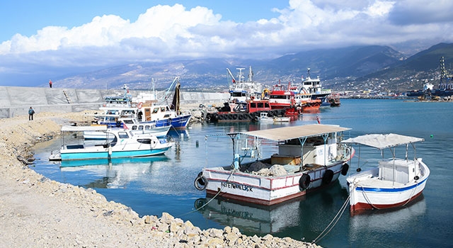 Hataylı depremzede balıkçılar yeni rıhtımla güvenli alana kavuştu