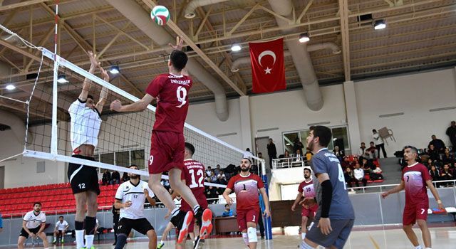 OKÜ’de Voleybol Heyecanı