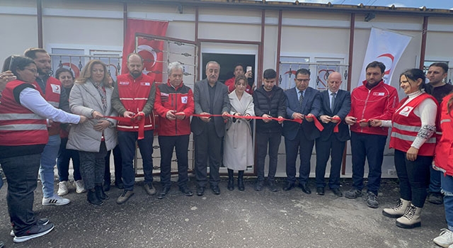 Türk Kızılay Hatay’da butik açtı