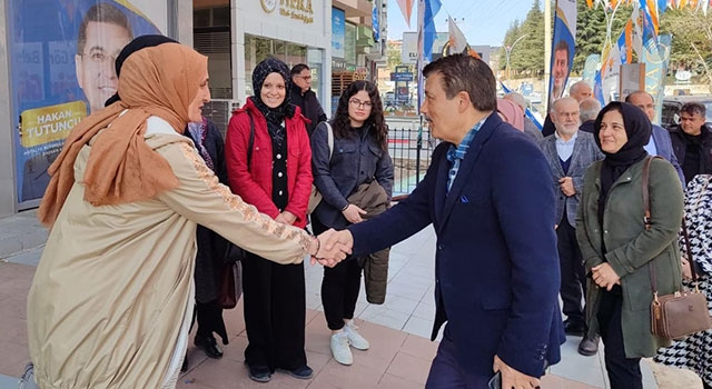 AK Parti Antalya Milletvekili Çelik, Elmalı’da ziyaretlerde bulundu