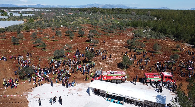 Antalya’da 21 Mart Dünya Ormancılık Günü kapsamında fidan dikimi yapıldı