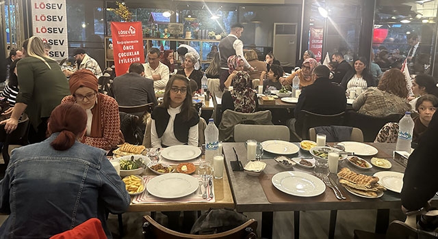 Antalya’da lösemili çocuklar ve aileleri için iftar programı