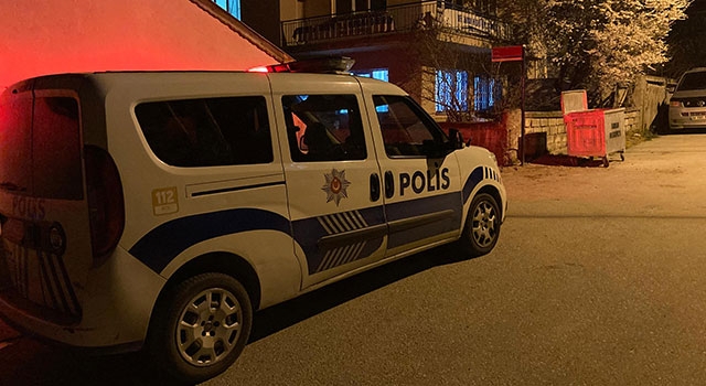Burdur’da üvey oğlu tarafından bıçaklanan kişi yaralandı