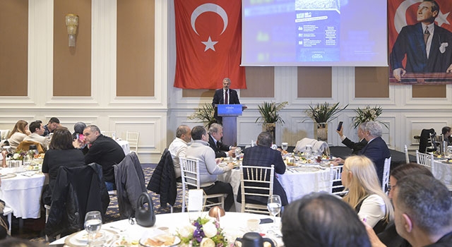 Cumhur İttifakı’nın Hatay Büyükşehir Belediye Başkan adayı Öntürk, İstanbul’da iftar programında konuştu: