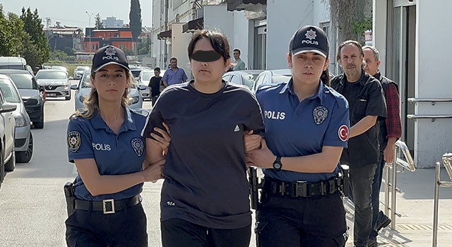 Adana’da dergi binasında 2 kadını bıçakla yaralayan kadın tutuklandı