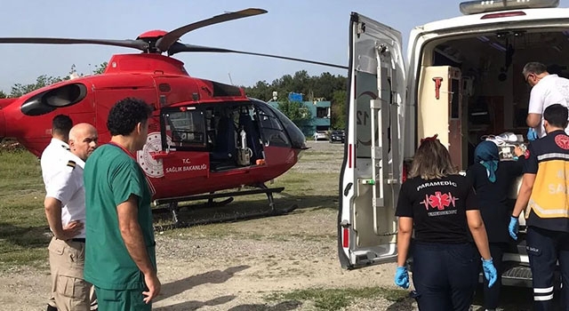 Hatay’da ambulans helikopter 4 günlük bebek için havalandı