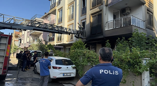 Antalya’da apartman dairesinde çıkan yangın söndürüldü