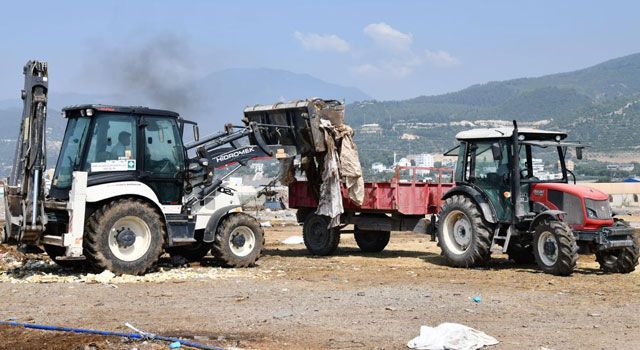 Kurban Pazarında Temizlik Yapıldı