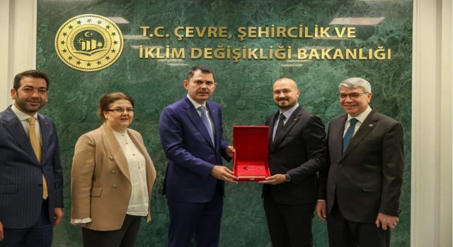 Başkan Bekirhan Uyutmaz Bakan Kurum ile Görüştü