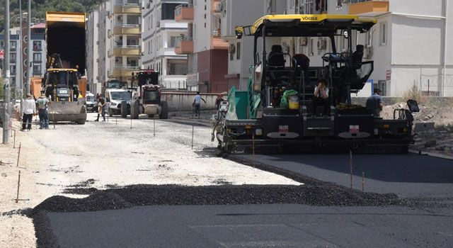 Fakıuşağı'nda Yol Yapım Çalışmaları Hız Kesmeden Devam Ediyor