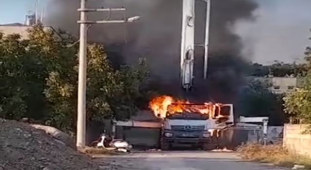 Osmaniye'de İnşaatta Beton Mikseri Yüksek Gerilim Hattına Çarptı: 2 Yaralı