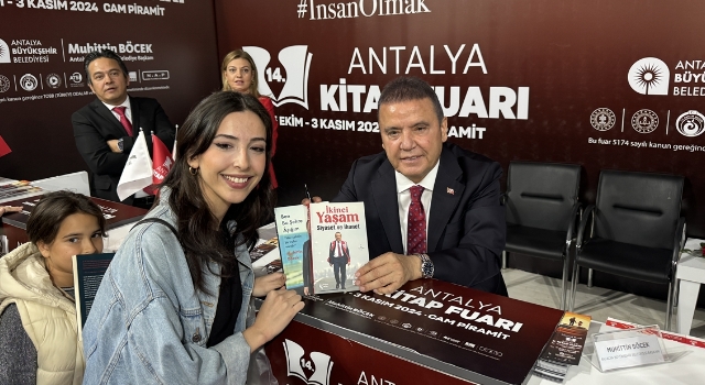 14. Antalya Kitap Fuarı ziyaretçilerini ağırlıyor