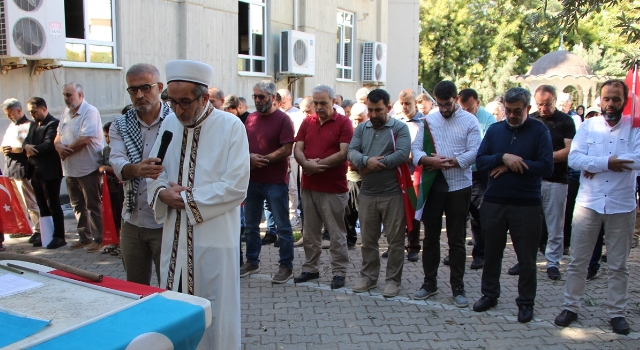 Alanya’da TUSAŞ’a yönelik terör saldırısında şehit olanlar için gıyabi cenaze namazı kılındı