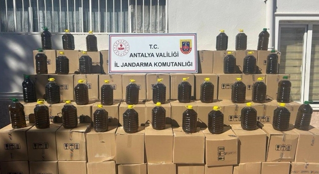 Antalya’da 8 bin litre sahte zeytinyağı ele geçirildi