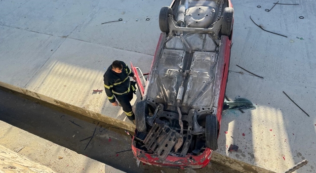 Burdur’da çay yatağına düşen otomobilin sürücüsü yaralandı