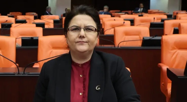 Derya Yanık’tan Normal Doğuma Destek: "Sezaryen Sayısı Düşmeli"