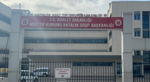 Antalya’da bir evde ölü bulunan İran uyruklu 3 kardeşin cenazeleri teslim alınmadı