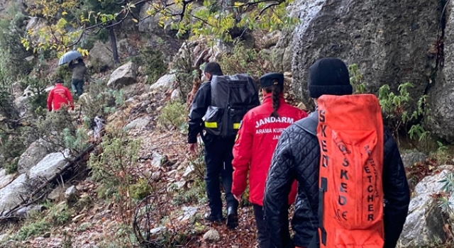 Antalya’da mantar toplarken kaybolan kişi, hastanede hayatını kaybetti