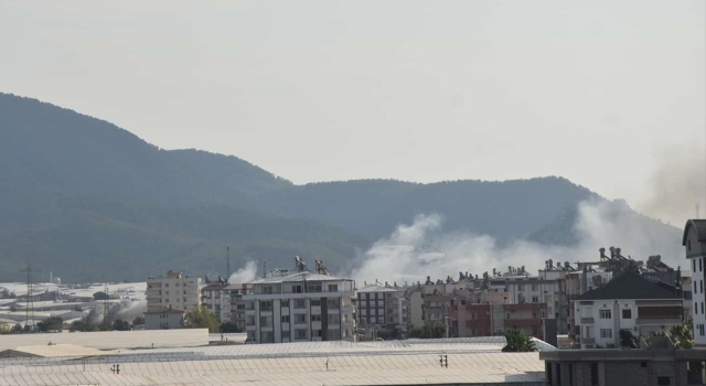 Bozyazı’da otluk alanda çıkan yangın söndürüldü