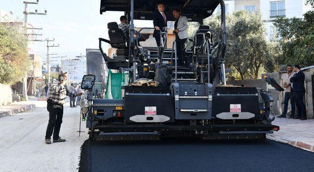 Caddelerde Asfalt Çalışmaları Devam Ediyor