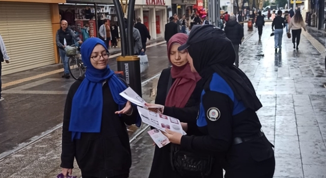 Hatay’da polis ekipleri Kadın Destek Uygulaması’nı anlattı