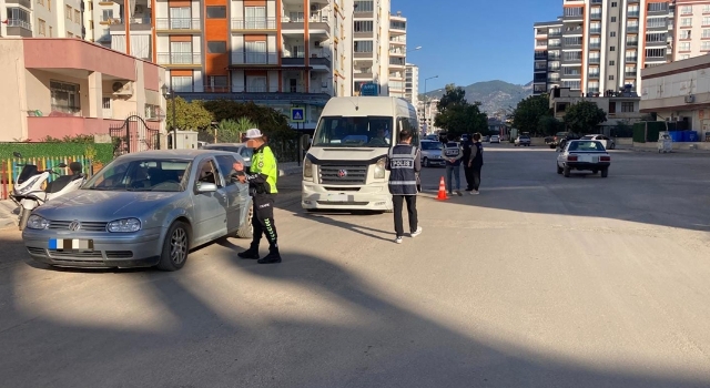 Kozan’da asayiş uygulamalarında yakalanan 11 zanlı tutuklandı