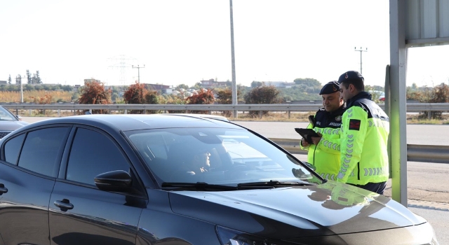 Mersin’de jandarma ekipleri ”cayrokopter” ile trafik denetimi yaptı