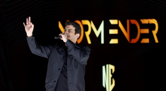 Norm Ender, Antalya Kültür Yolu Festivali’nde konser verdi