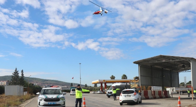 Osmaniye’de jandarma ekipleri ”cayrokopter” ile trafik denetimi yaptı