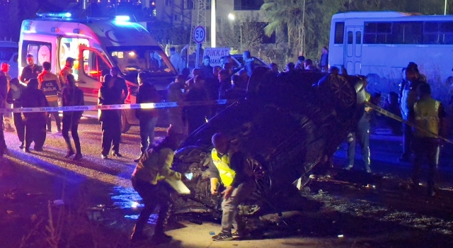 Osmaniye'de Üç Aracın Karıştığı Zincirleme Trafik Kazasında 4 Kişi Hayatını Kaybetti