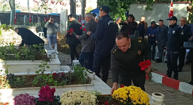 Şehit Uzman Onbaşı Bünyamin Çabuk, Adana’daki kabri başında anıldı