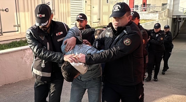 Adana’da ruhsatsız silah ticareti operasyonunda 15 şüpheli tutuklandı