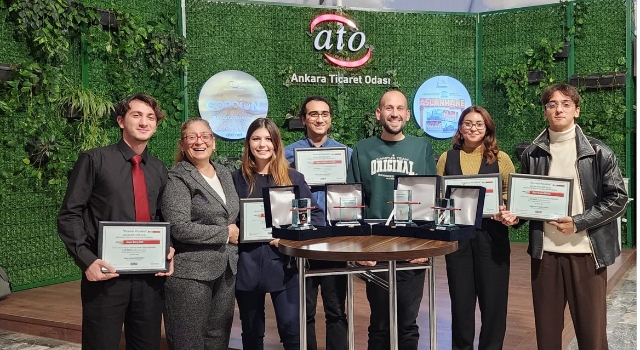 Akdeniz Üniversitesi İletişim Fakültesi öğrencilerine 4 ödül