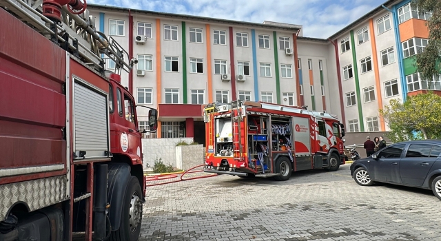 Alanya’da okulda çıkan yangın söndürüldü