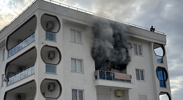 Alanya’da rezidansta çıkan yangın hasara neden oldu