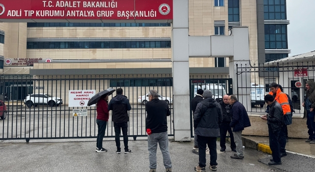 Antalya’da bıçaklı kavgada yaralanan kişi öldü