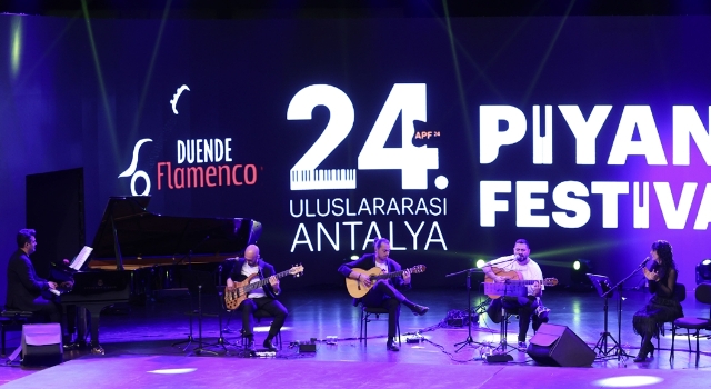 Antalya’da Piyano Festivali’nde ”Duende Flamenco Feat” grubu konser verdi