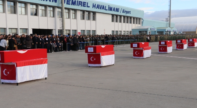 Isparta’da helikopter kazasında şehit olan askerlerin cenazeleri memleketlerine uğurlandı