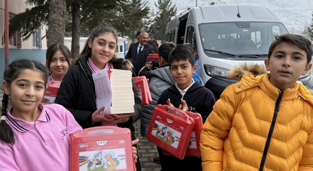 Kahramanmaraş’ta ortaokul öğrencileri birikimleriyle akranlarına destek oldu