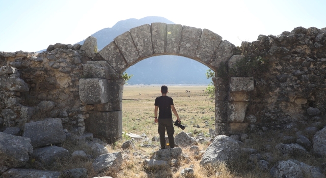 Kervanların durağı 800 yıllık ”Tol Han” doğaseverlerin yeni rotası oldu