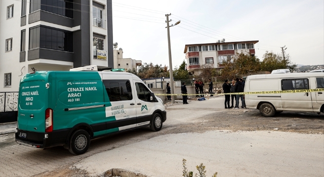 Mersin’de kocasının tabancayla vurduğu kadın öldü