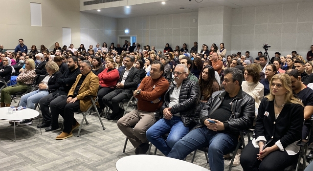 Mersin’de tabancayla öldürülen hemşire çalıştığı hastanede anıldı