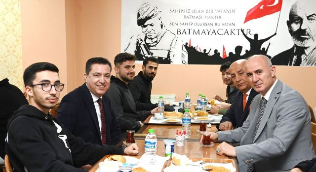 OKÜ Rektöründen Öğrenci Yurtlarına Ziyaret