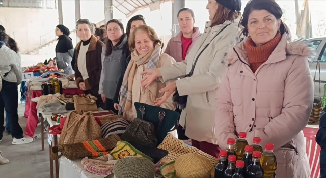 Samandağ’da kadın üretici pazarı açıldı