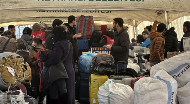 Suriyelilerin Hatay’daki sınır kapılarından ülkelerine dönüşü sürüyor