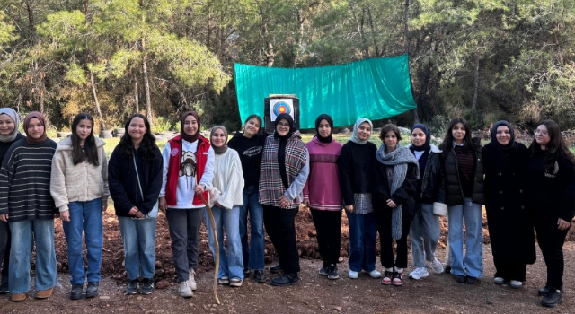 Gençlik Merkezi'nden Aslantaş'ta Doğa Kampı