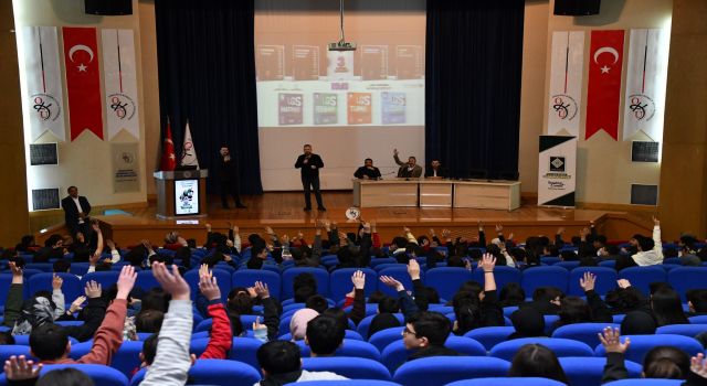 Belediyeden Gençlere ‘YKS ve LGS Kazandıran Taktikler’ Semineri